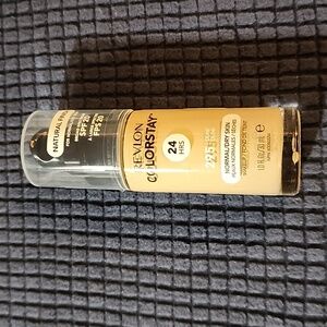 Revlon Colorstay 295 Natural Finish